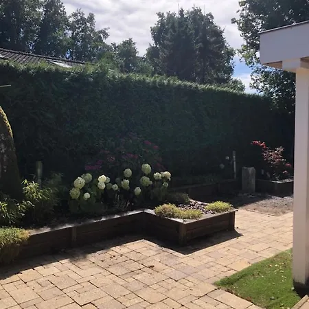 De Genten 2, Vakantiewoning Met Jacuzzi En Sauna Дом отдыха *