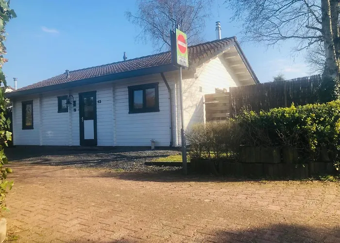 De Genten 2, Vakantiewoning Met Jacuzzi En Sauna