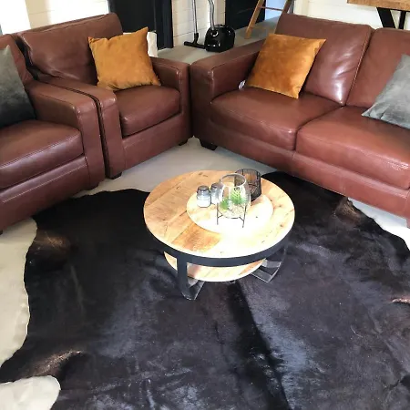 Hébergement de vacances De Genten 2, Vakantiewoning Met Jacuzzi En Sauna