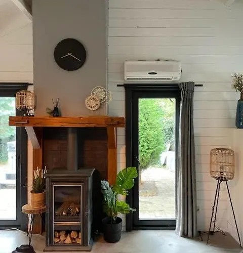 De Genten 2, Vakantiewoning Met Jacuzzi En Sauna Hébergement de vacances